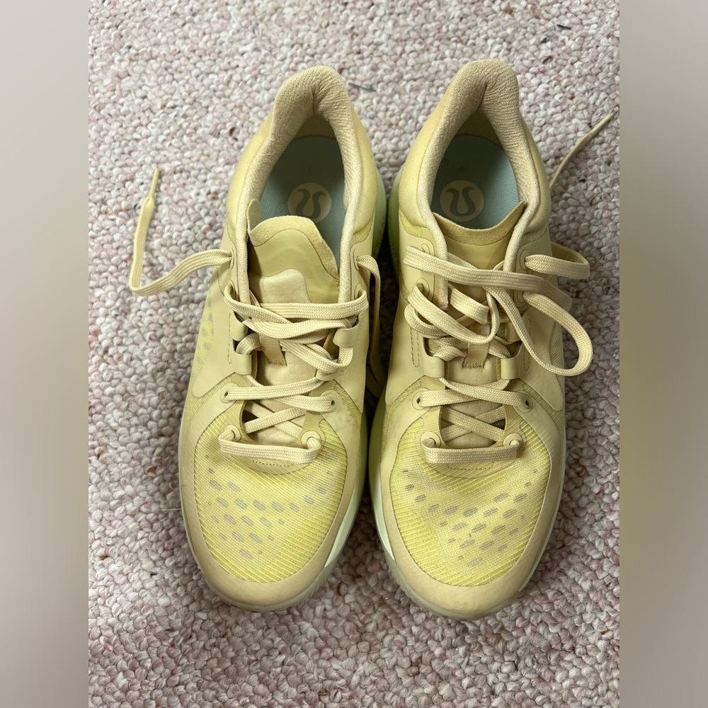 Lululemon Women Shoes 6.5 - Picture 3 of 10